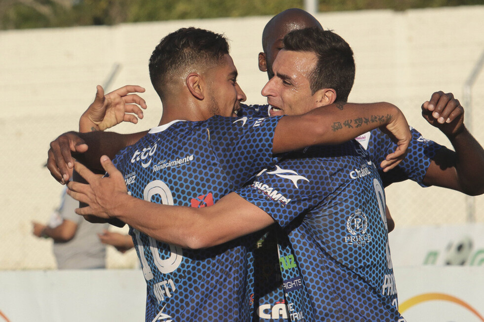 “Será un lindo partido contra The Strongest”