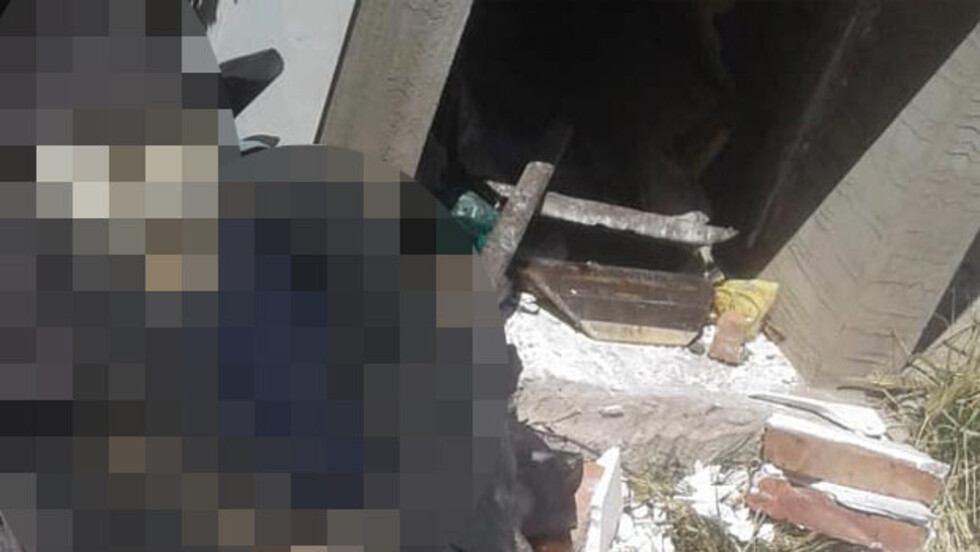 Profanaron  tumbas en el  cementerio  de Betanzos