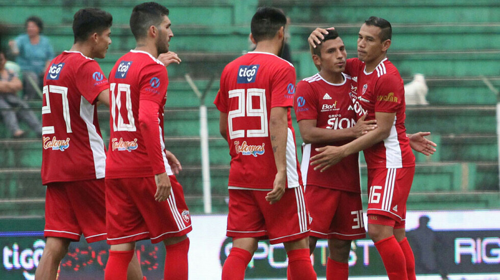 Royal Pari se consolida como puntero del fútbol boliviano
