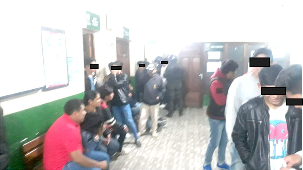 Sorprenden a 60 menores en una fiesta clandestina