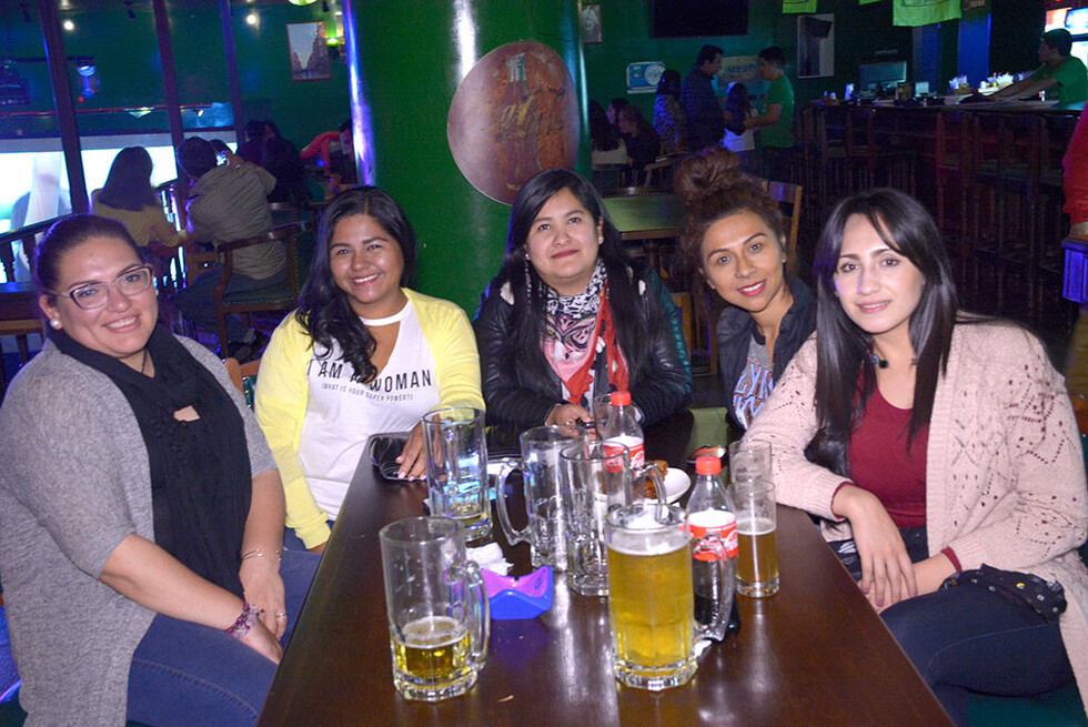 Churas noches de fiesta  en Tarija