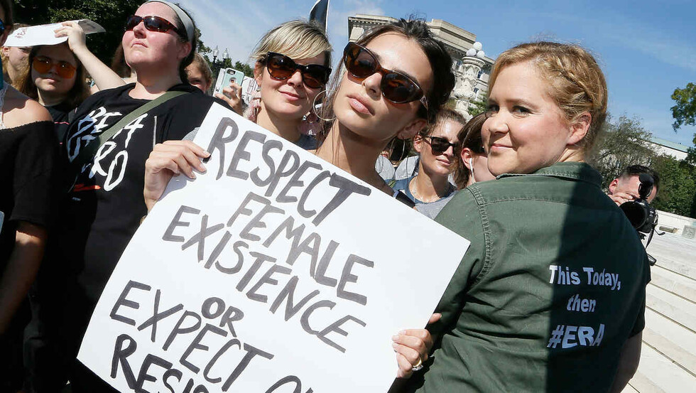 Ratajkowski  fue detenida en protesta