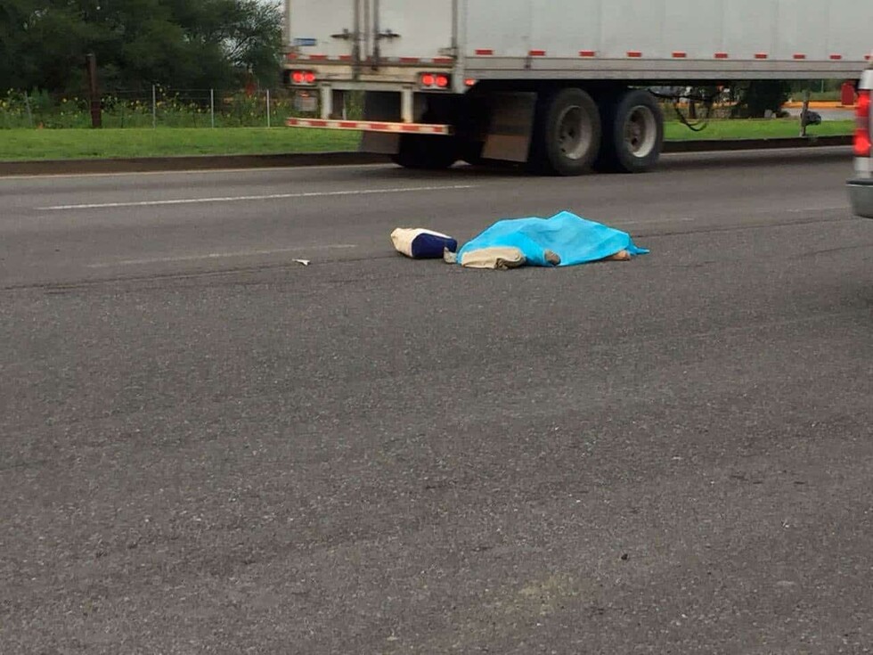 Vagoneta atropelló a anciano y lo mató en barrio el Portillo
