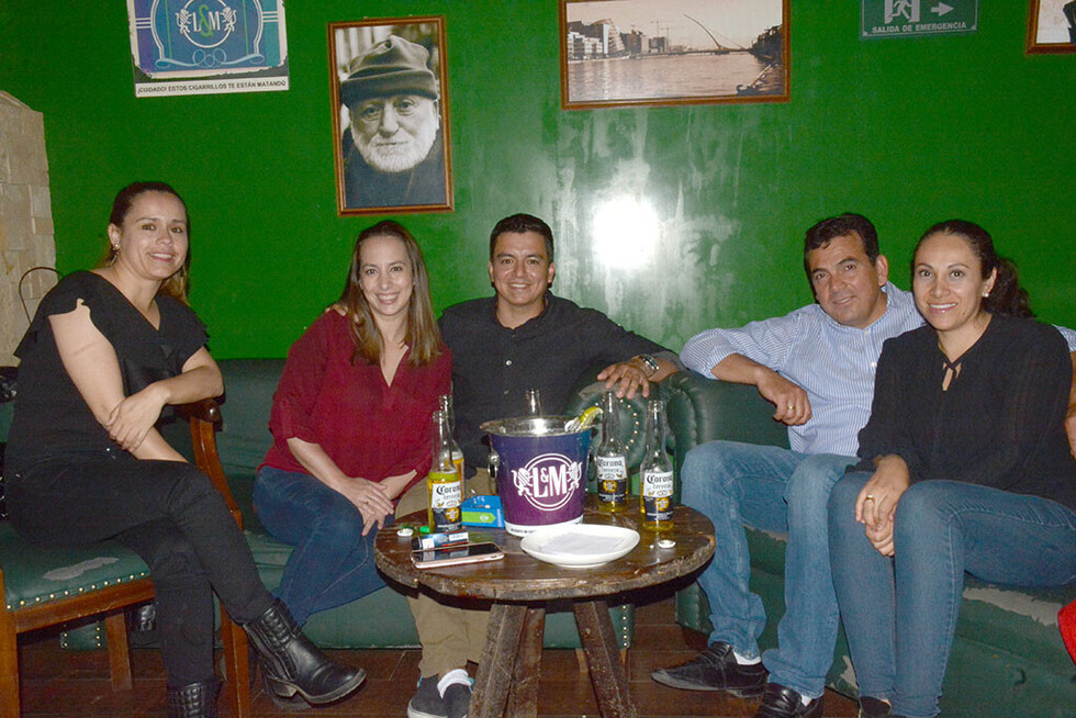 Noches  de fiesta  en la capital