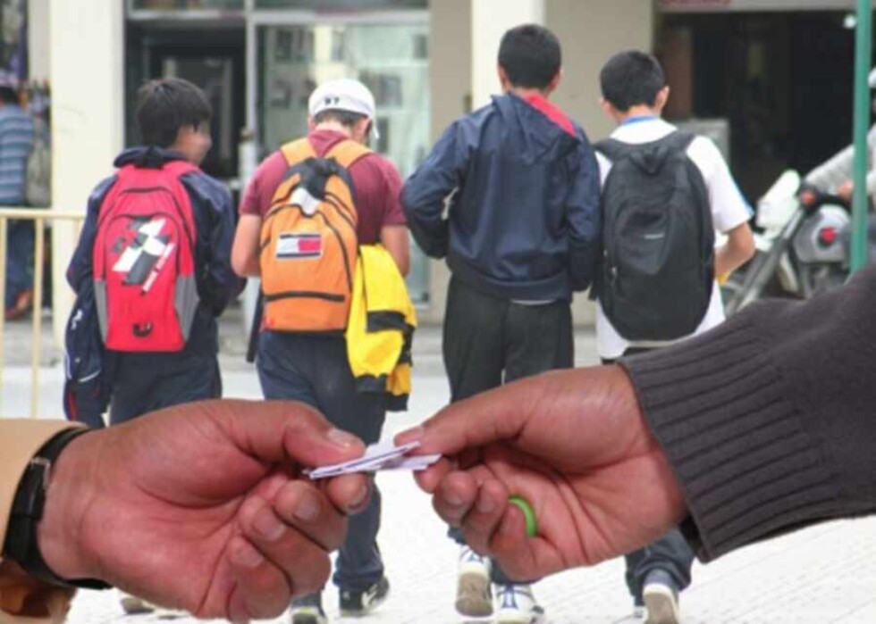 Aprehenden a dos sujetos por microtráfico de “yerba”