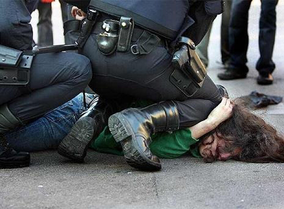 Policías son denunciados por abuso de autoridad