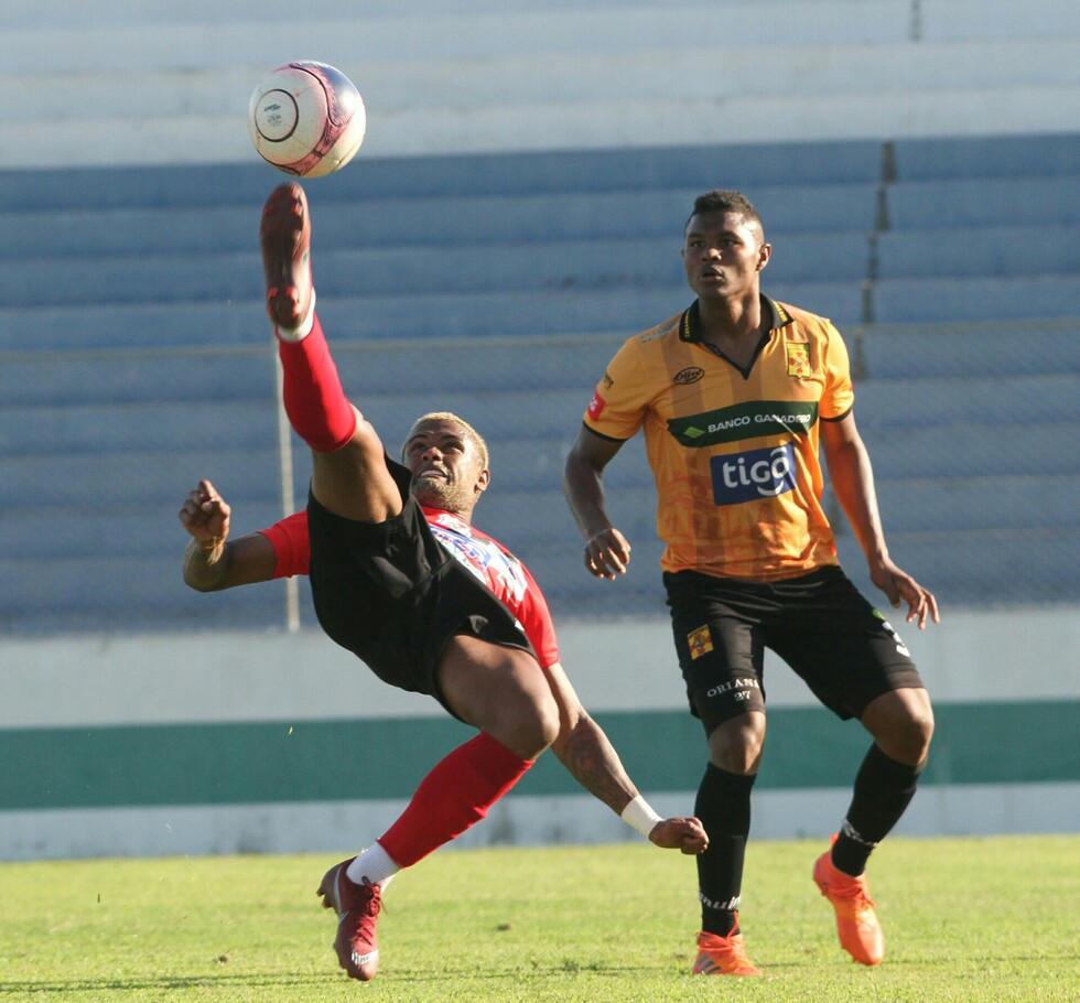 Destroyers no encuentra el rumbo y vuelve a caer