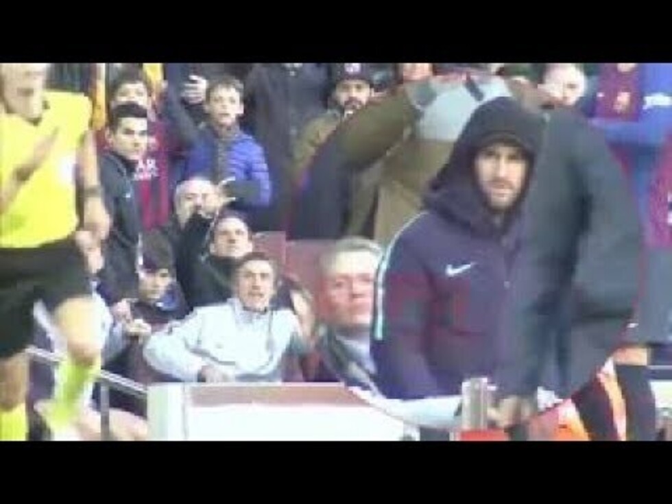 Las reacciones de Messi en la tribuna