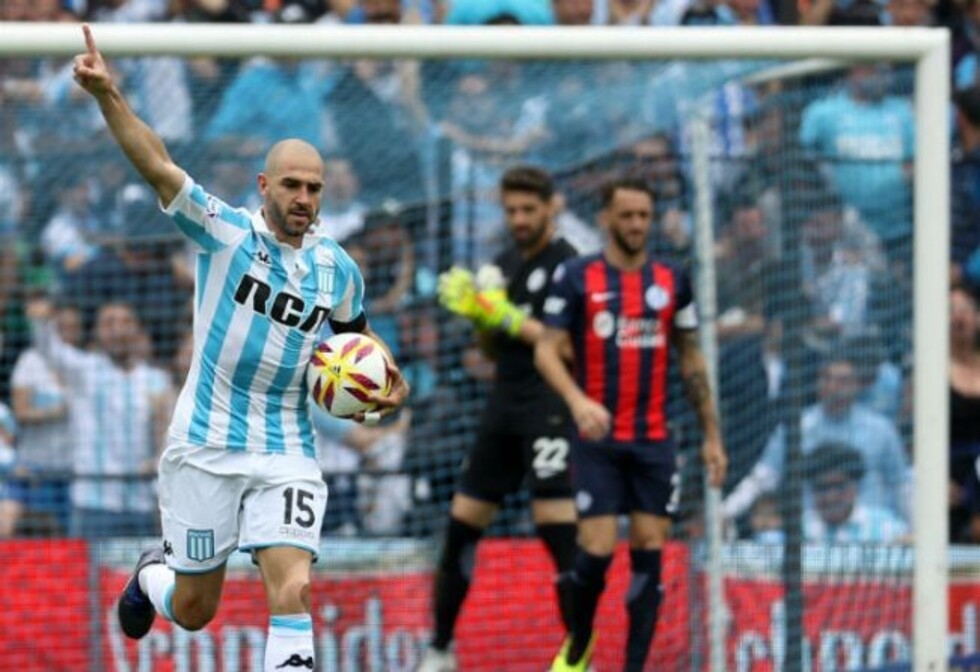 Racing mostró caracter, ganó y sigue líder de la Superliga
