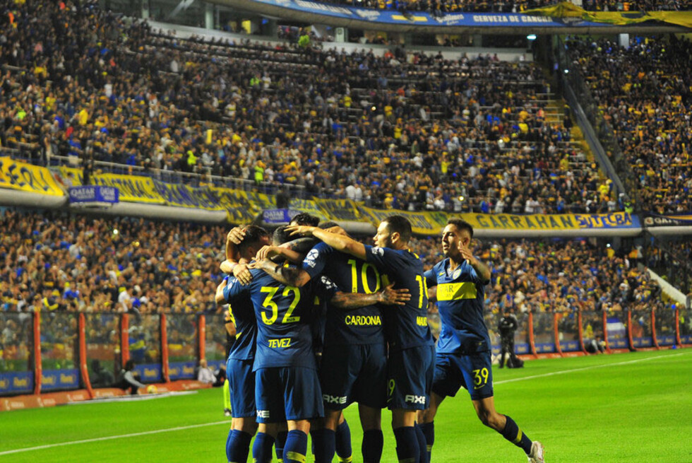 Boca goleó a Tigre en la Bombonera