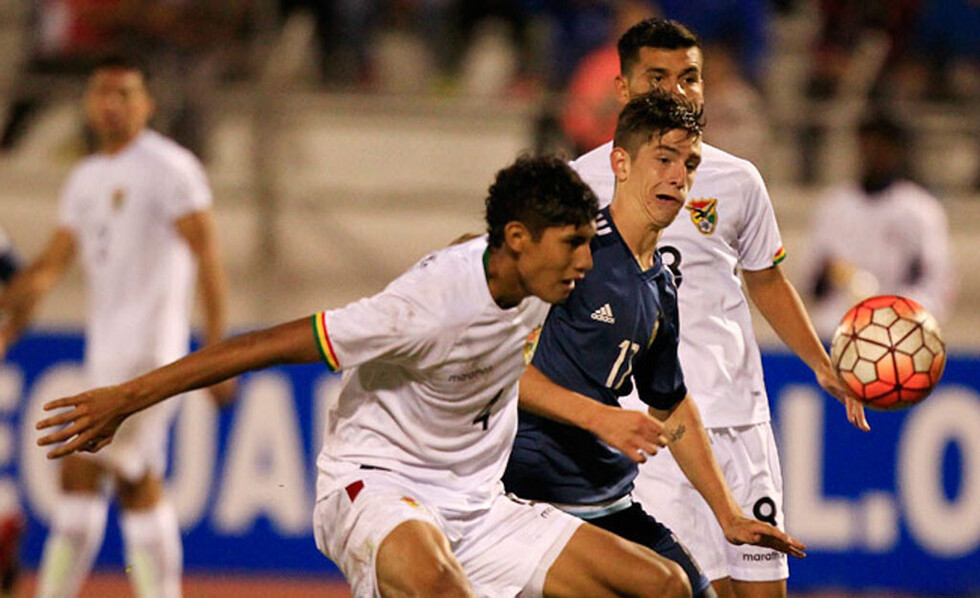 Reyes, Wayar y Cardozo en la lista de 25 citados a la Selección