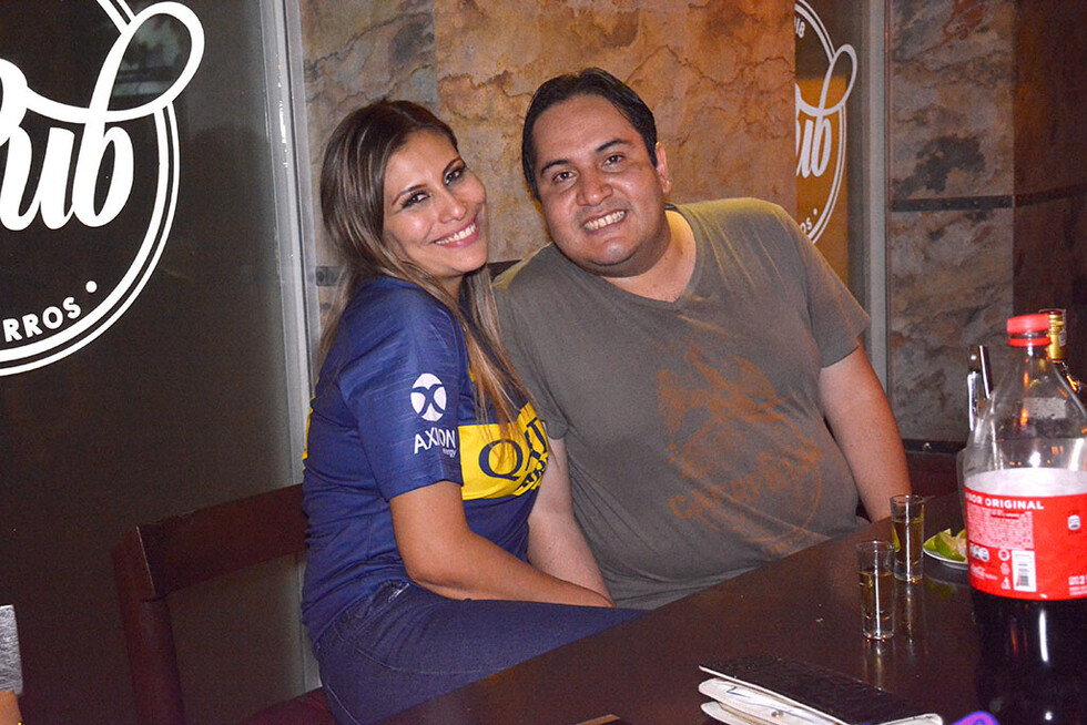 Noches de música  en “El Pub  by Perros”