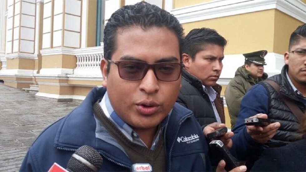 Callejas cataloga opositores en Teletubbies y trasquilados