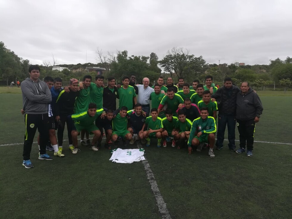 Gobernación promete apoyo al club Avilés Industrial