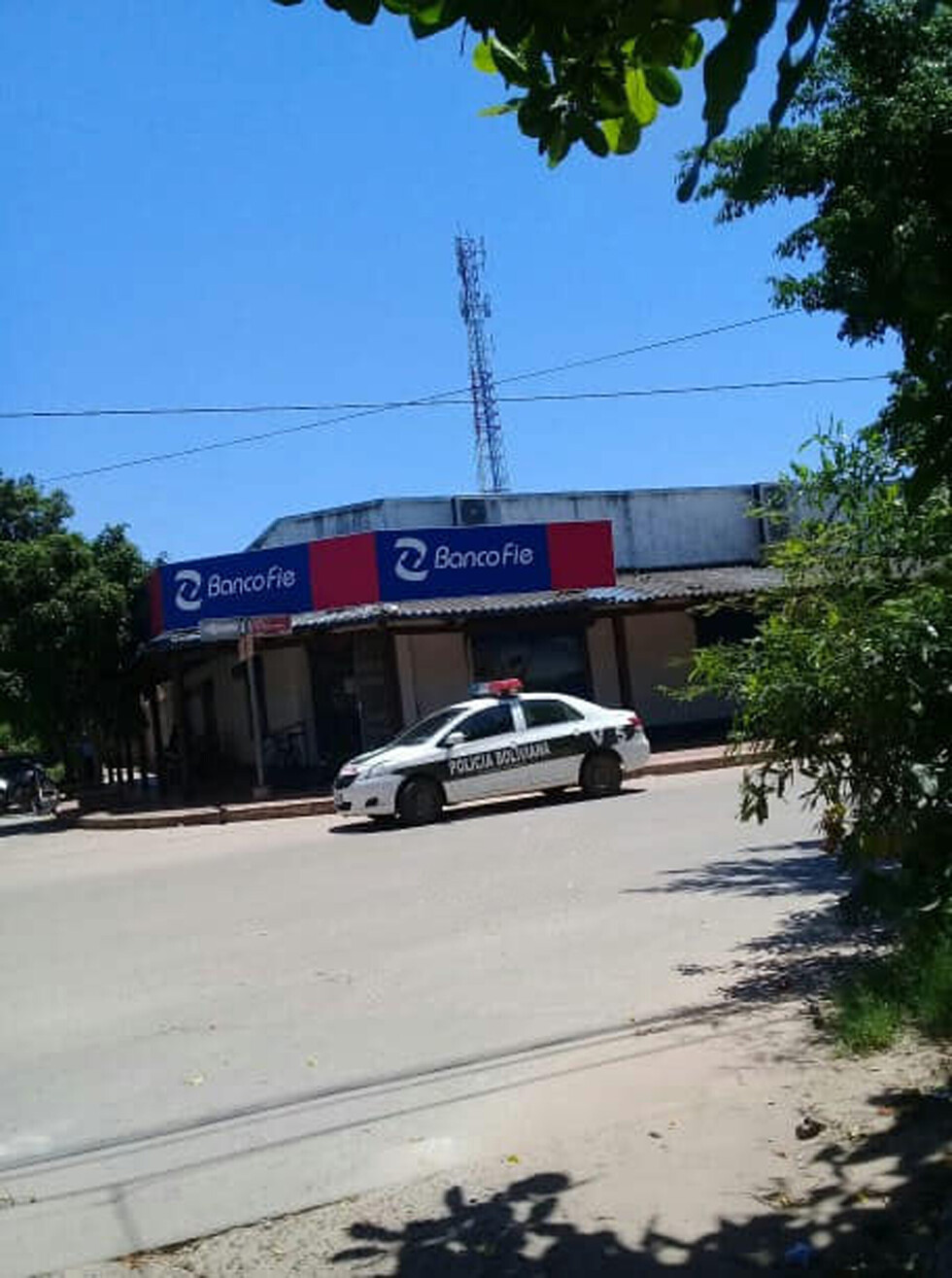 Policía aclara que efectivo no murió en banco