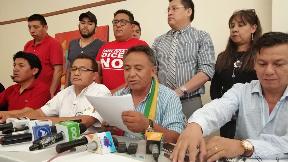 Cívicos dan 72 horas al TSE para anular resolución de habilitación de Evo