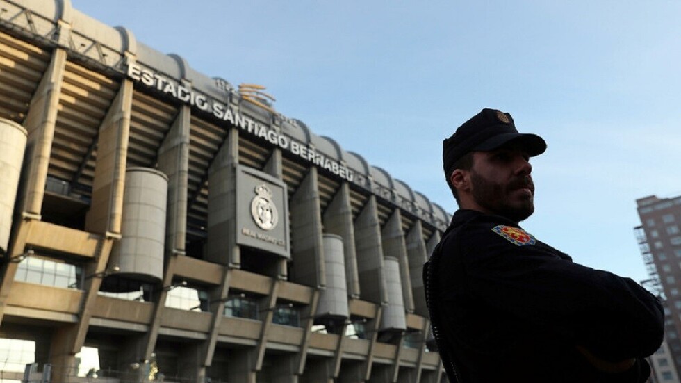 Policía en alerta máxima por la llegada a Madrid de 500 hinchas violentos de River y Boca Policía en alerta máxima por la llegada a Madrid de 500 hinchas violentos de River y Boca