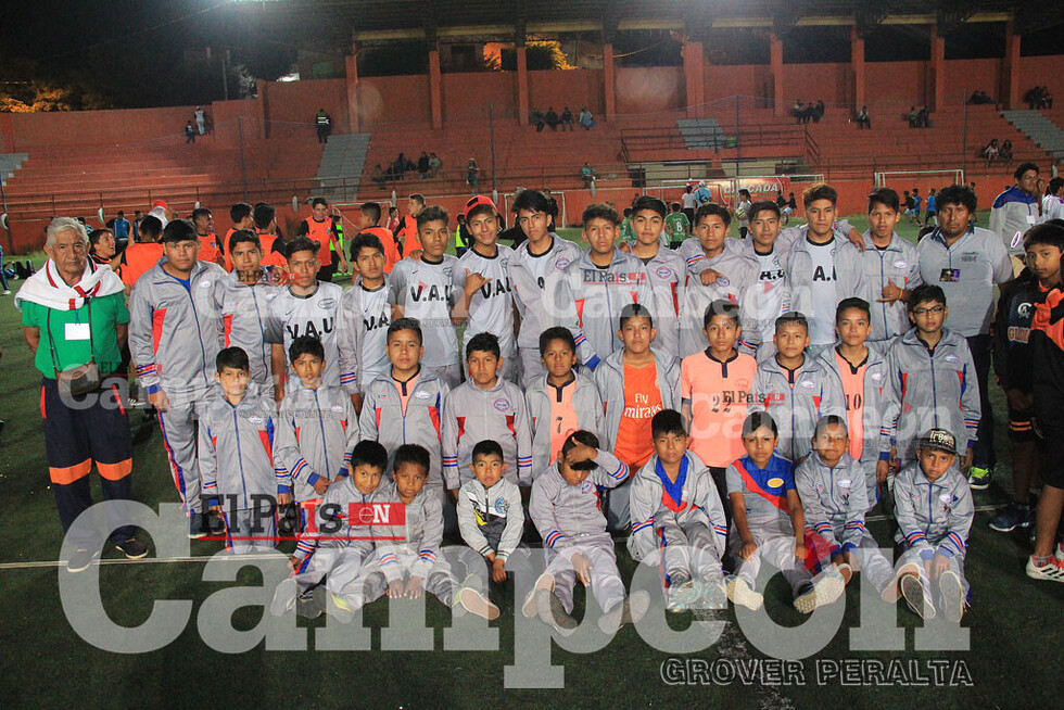 Postales de la inauguración de la Copa Tarija La Linda