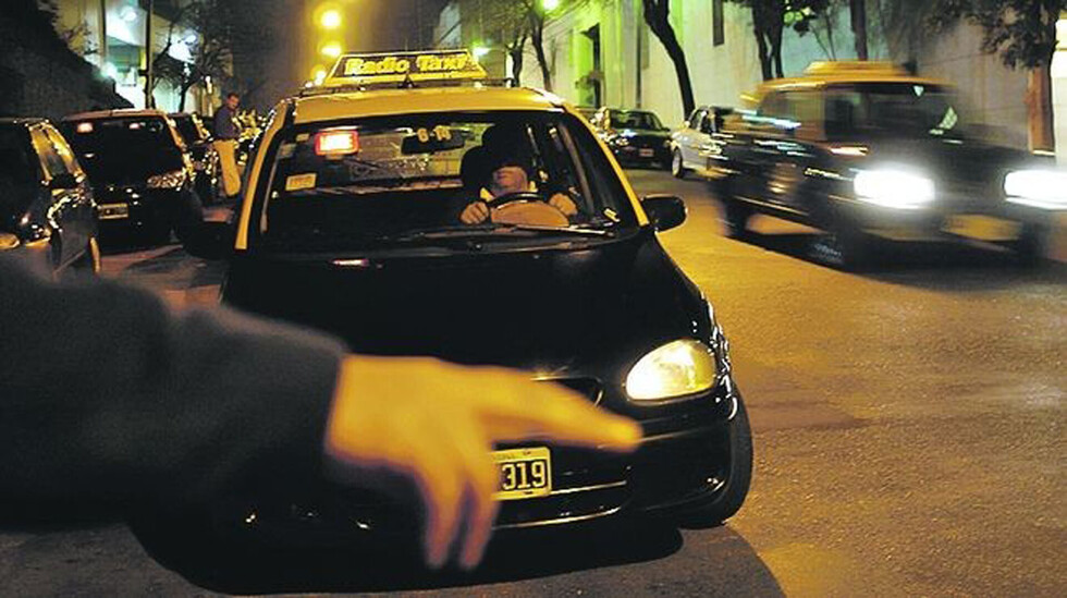 Buscan a taxista que intentó matar a pasajero en el Valle