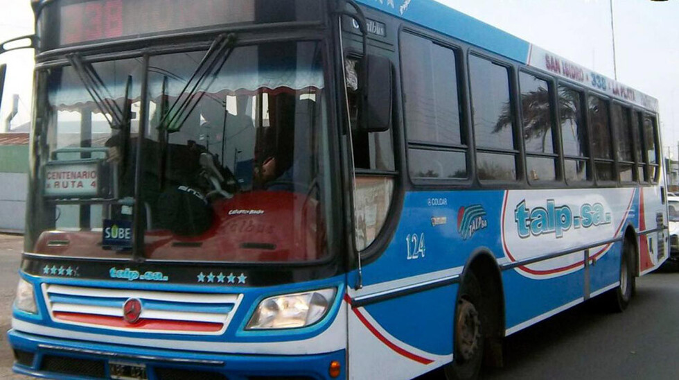 Entraron a robar a micro y mataron a pasajera