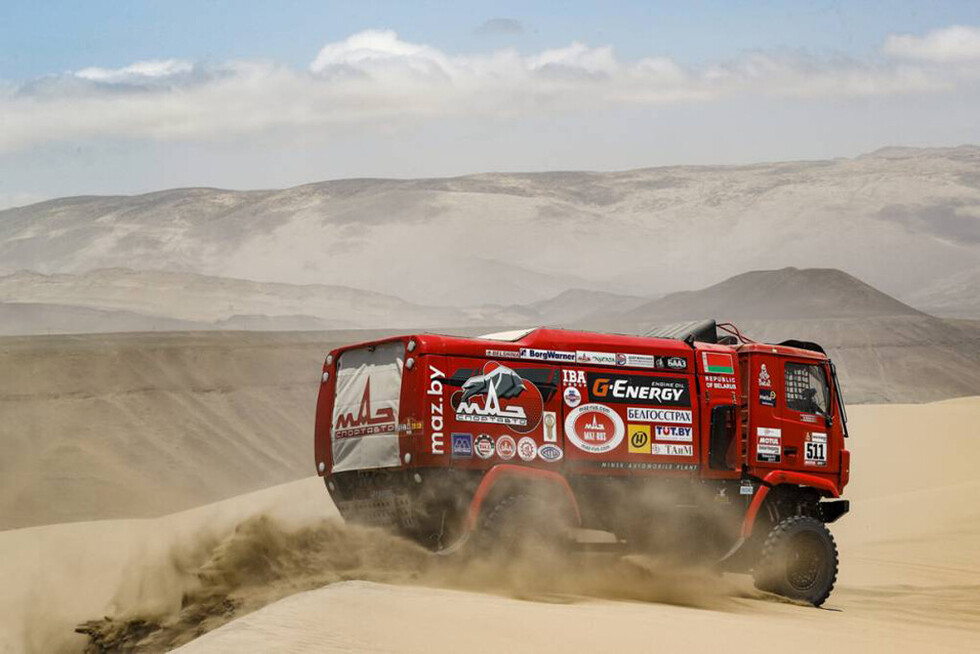 Las mejores imágenes de la sexta etapa del Dakar