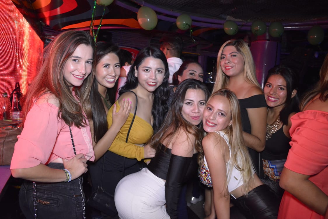 Noche de locura en la Disco