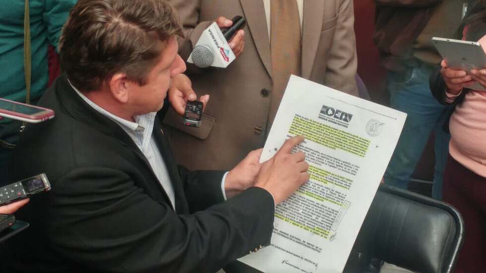 Urgen a Canelas dar informe por la encuesta