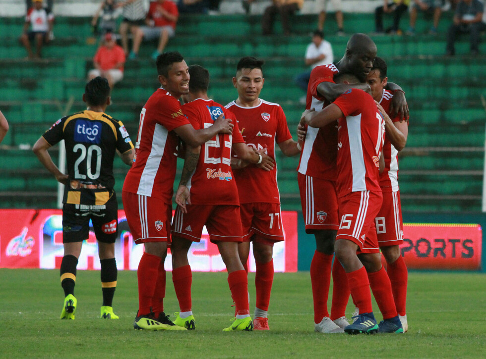 Sport Boys y Royal Pari en un partido atractivo