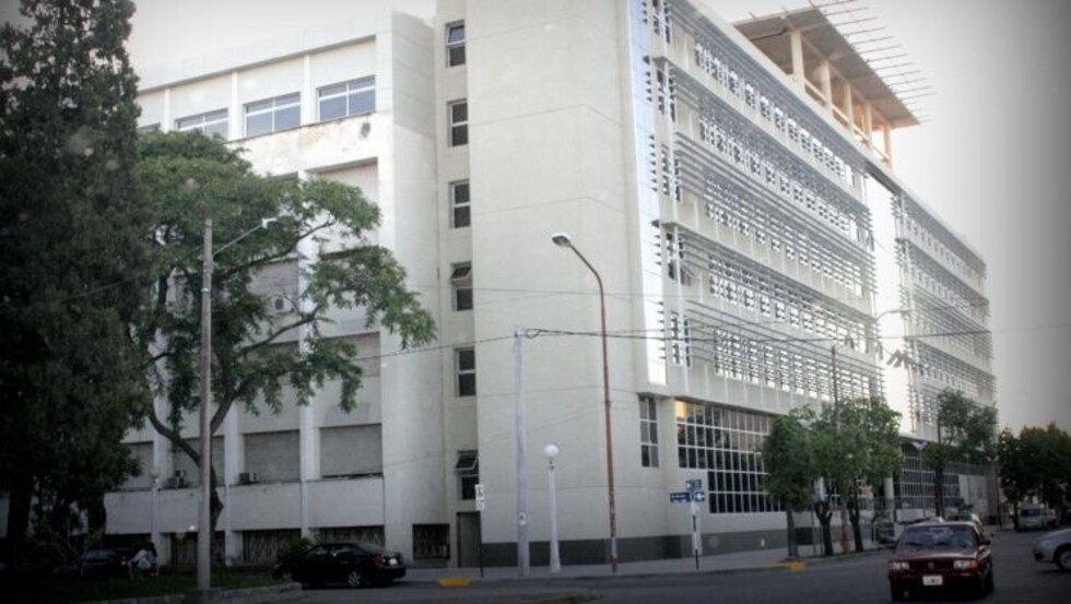 Violó 30 años a su hija y tuvo tres hijos con ella