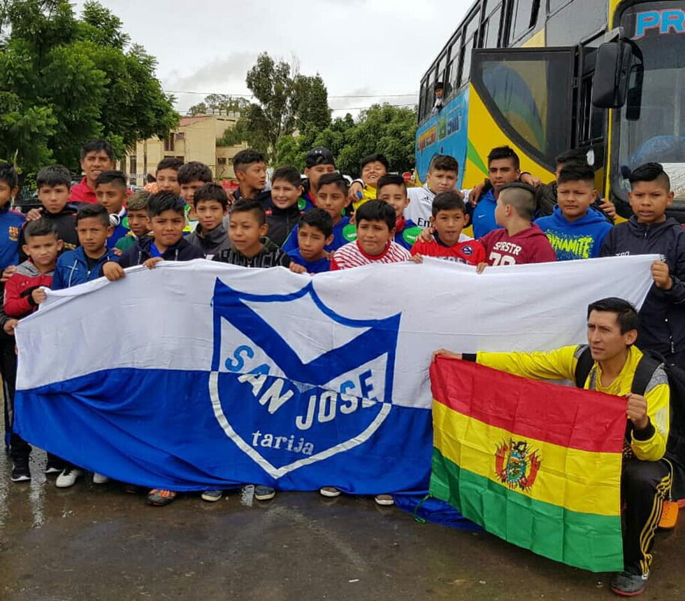 En Uruguay: San José de Tarija inicia participación internacional