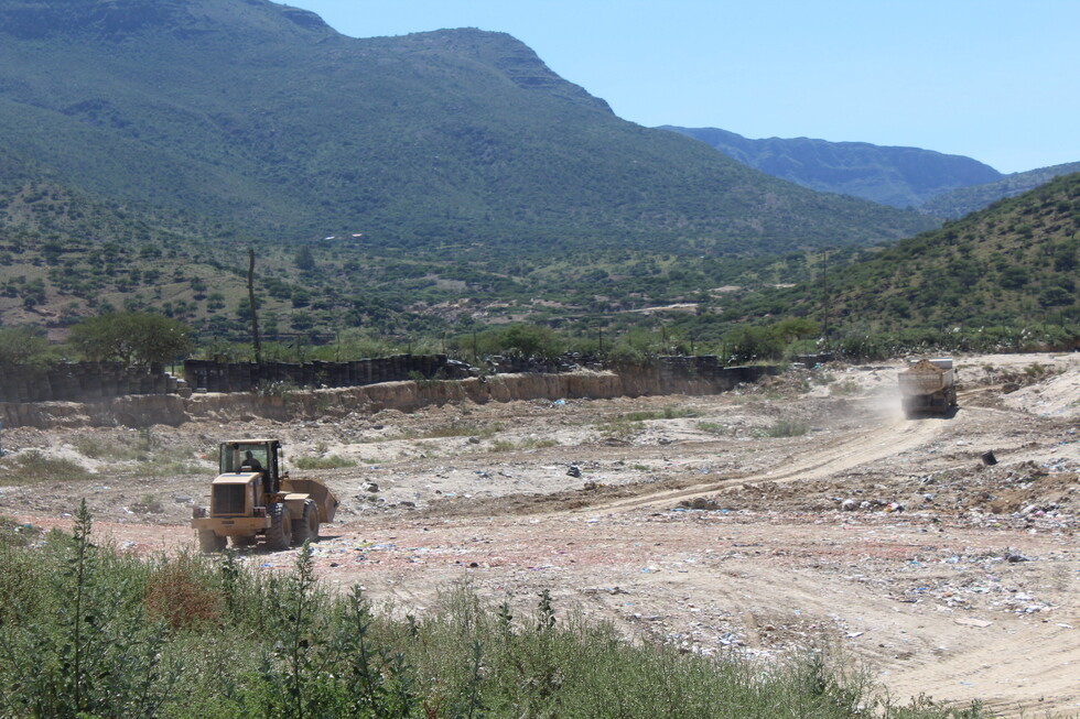 Buscan declarar prioridad el cierre del vertedero de Pampa Galana