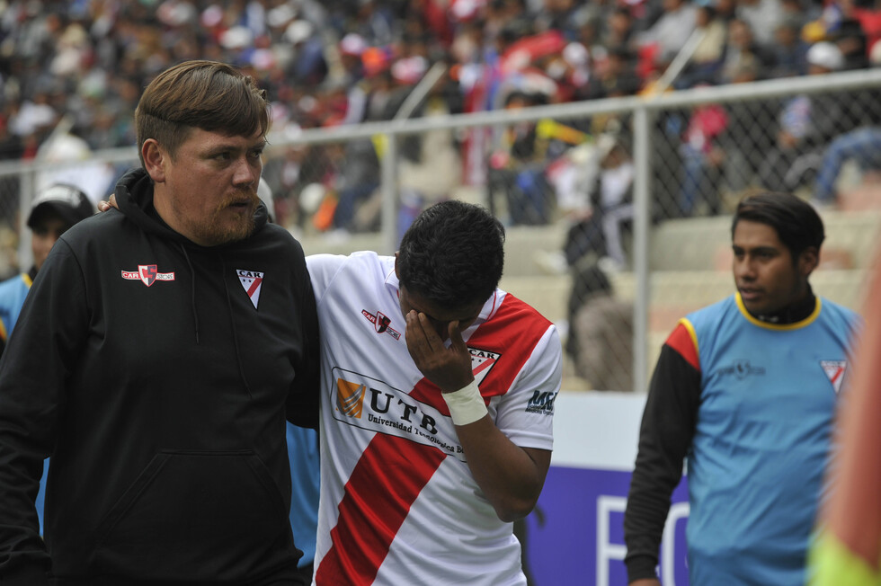 Cirugía del tarijeño Kevin Romay fue un éxito