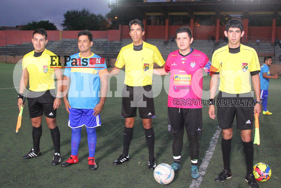 Buen inicio para Nelson Barro en el fútbol profesional
