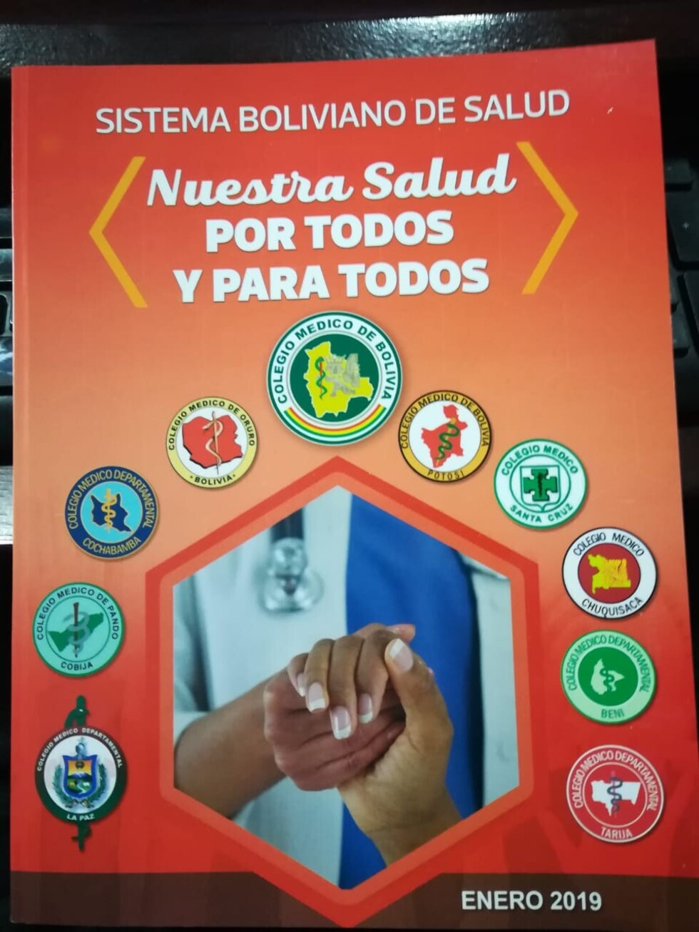 Médicos presentan su propuesta de Salud y se aprestan a luchar por ella