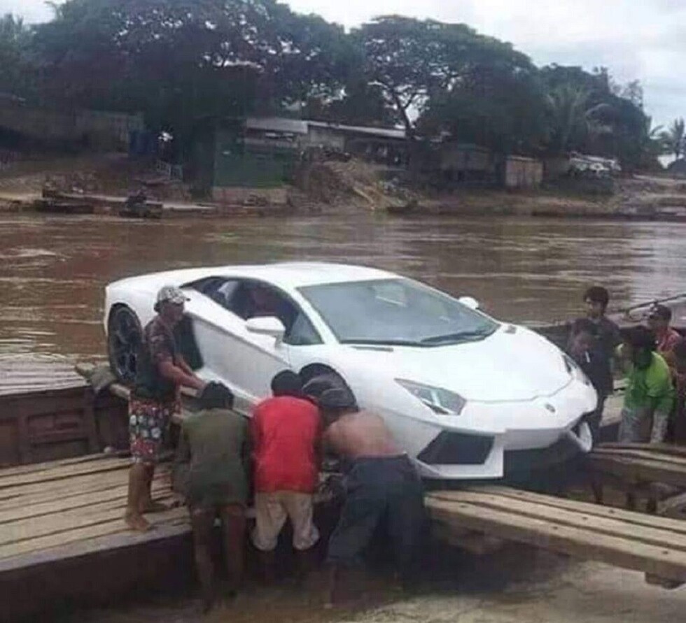 Aduana dice que importación de Lamborghini fue hecha por un consorcio de empresas