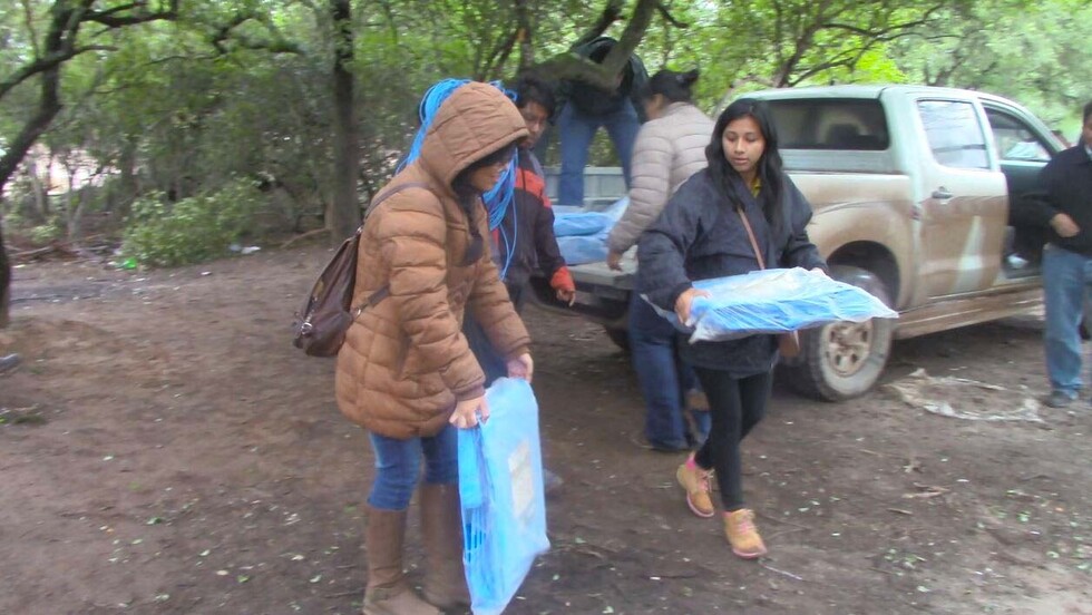 Entregan carpas a familias weenhayeks de Yacuiba