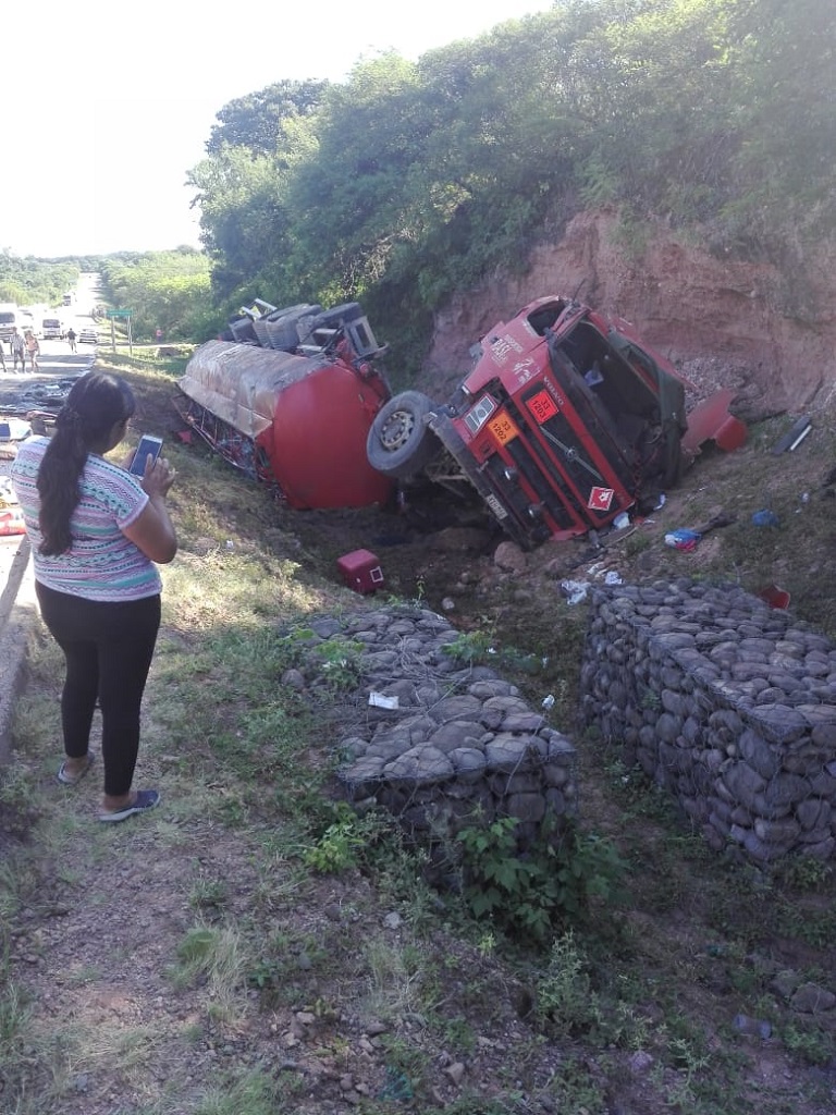 Reportan heridos en accidente suscitado en la ruta Camiri - Villa Montes