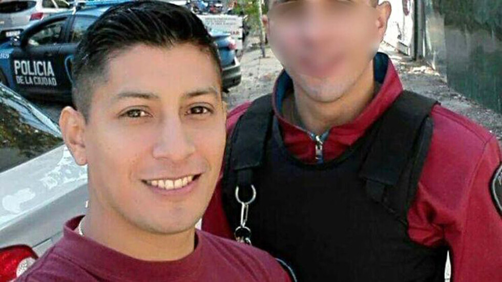 Murió el policía al que le  amputaron las piernas
