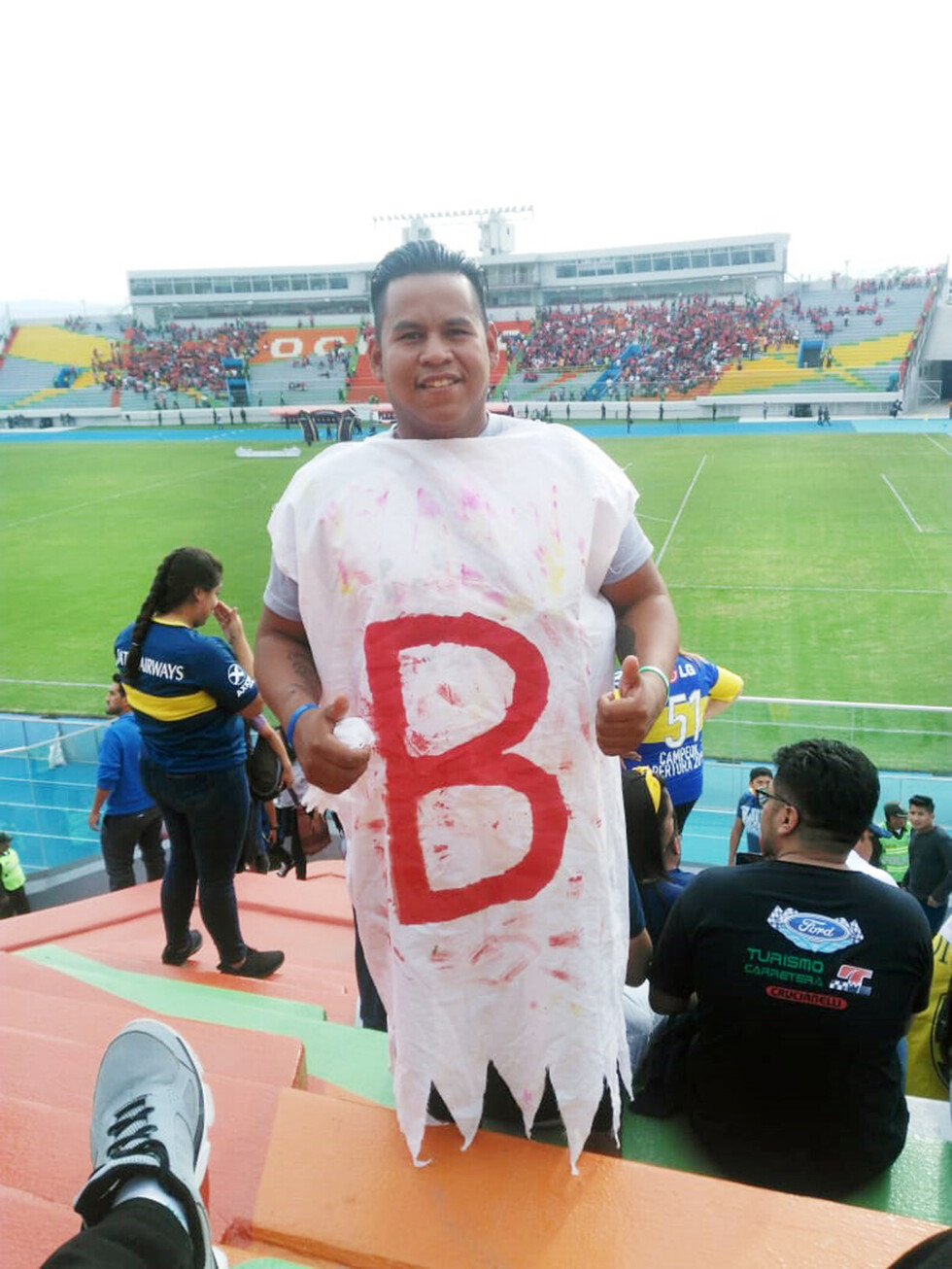 Postales de hinchas que viajaron desde Tarija para ver a Boca en Cochabamba