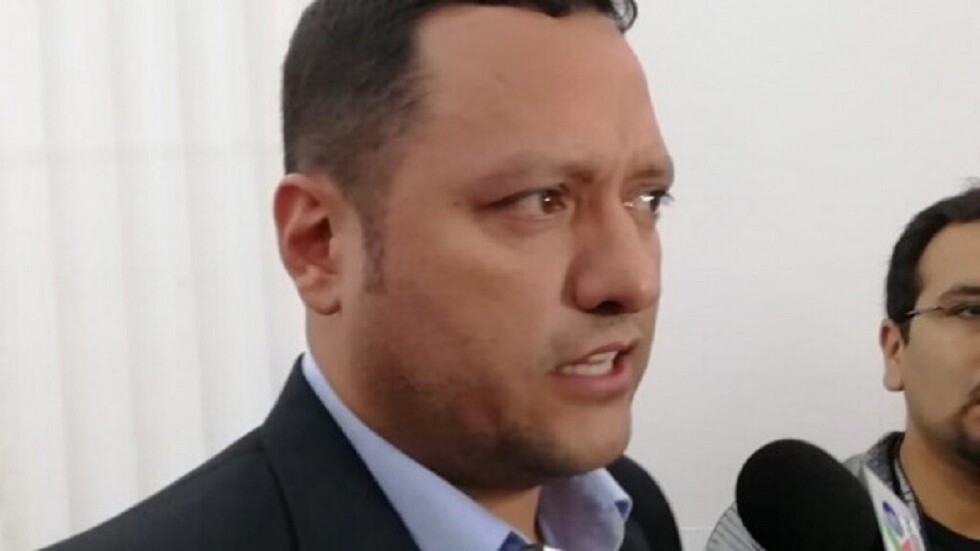 Diputado reta a dirigentes petroleros a levantar el secreto bancario