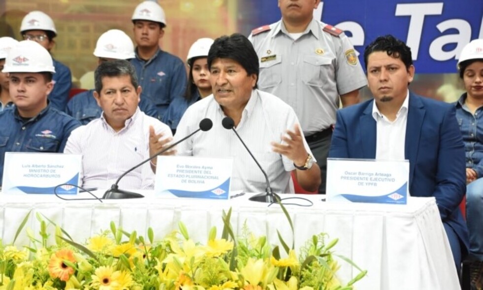 Presidente inaugura programa 'Semilleros de Talento' para incorporar jóvenes a YPFB