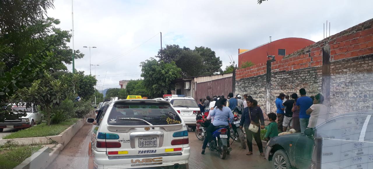 Levantan 6 cadáveres de una familia en Yacuiba