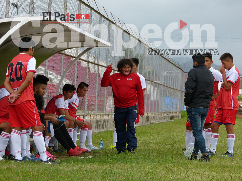 Municipal tiene 18 goles en contra en dos fechas