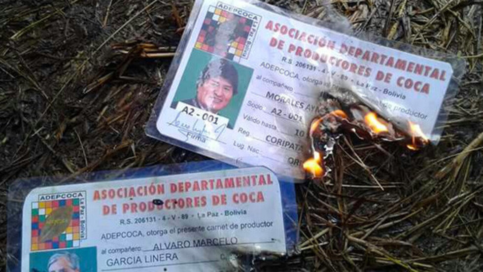 Adepcoca sacará la Wiphala de sus carnets y la reemplazará con la tricolor