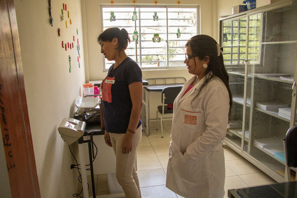 Dan nuevos equipos al Centro de Salud “15 de Noviembre”