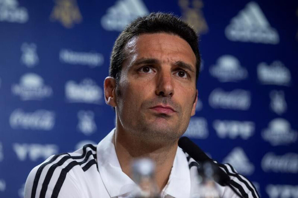 Scaloni: "Es una alegría que vuelva Messi, falta que el equipo lo acompañe"