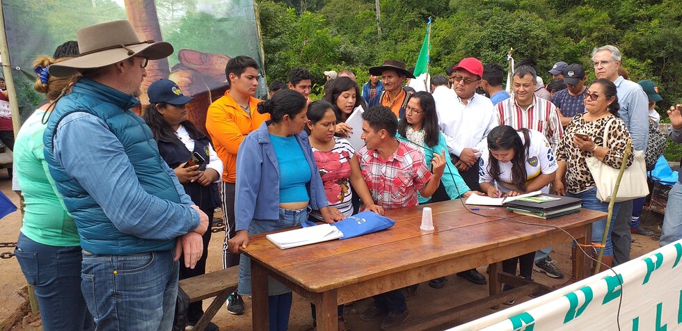 Tariquieños demandan derogar  decretos a favor de petroleras