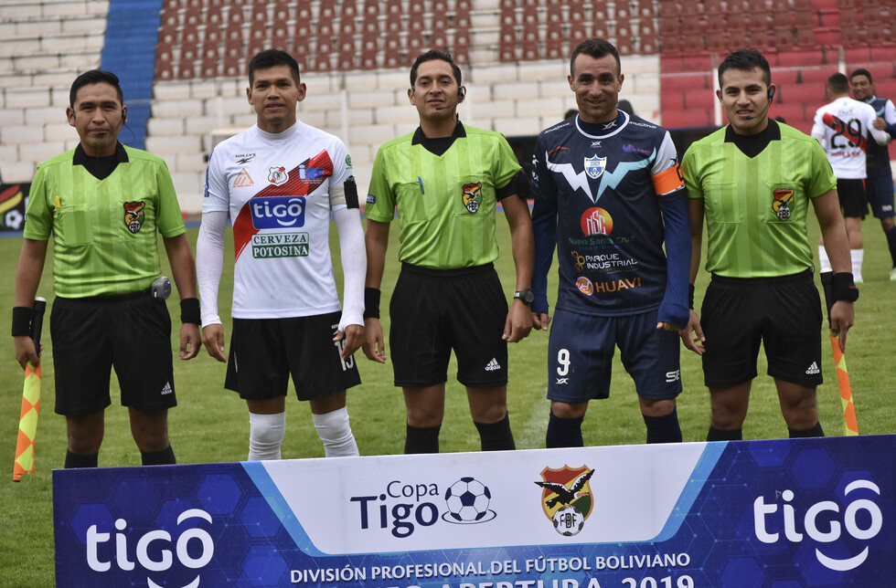 El VAR se acerca al fútbol   profesional de Bolivia