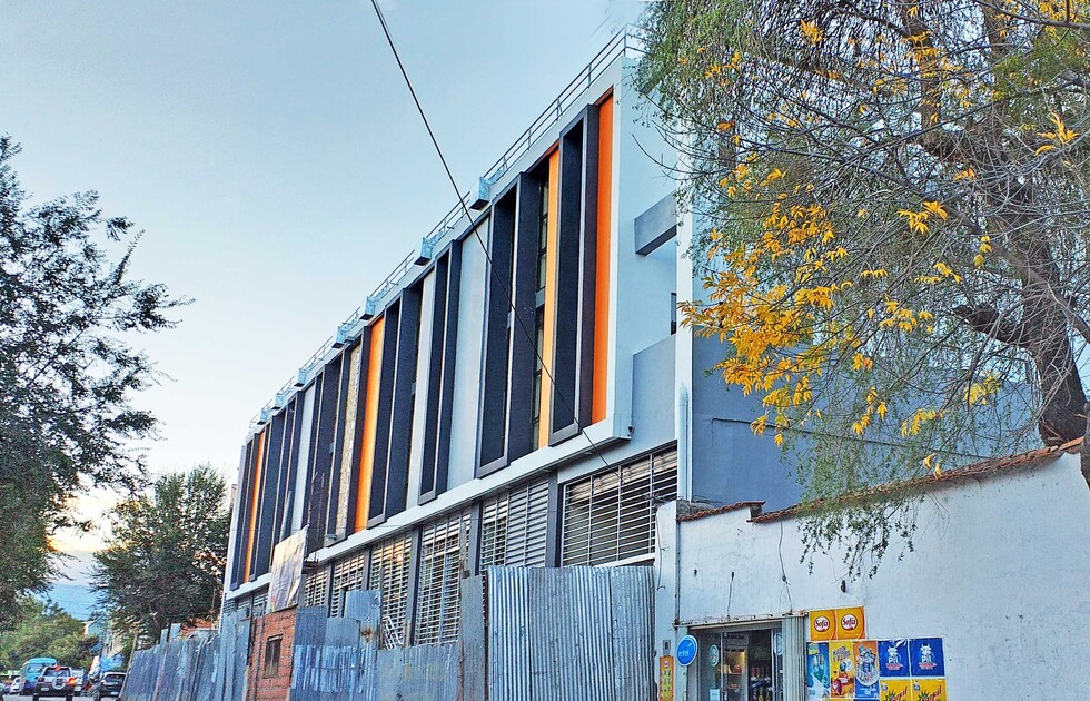 Vecinos del mercado Bolívar piden prioridad en asignación de puestos
