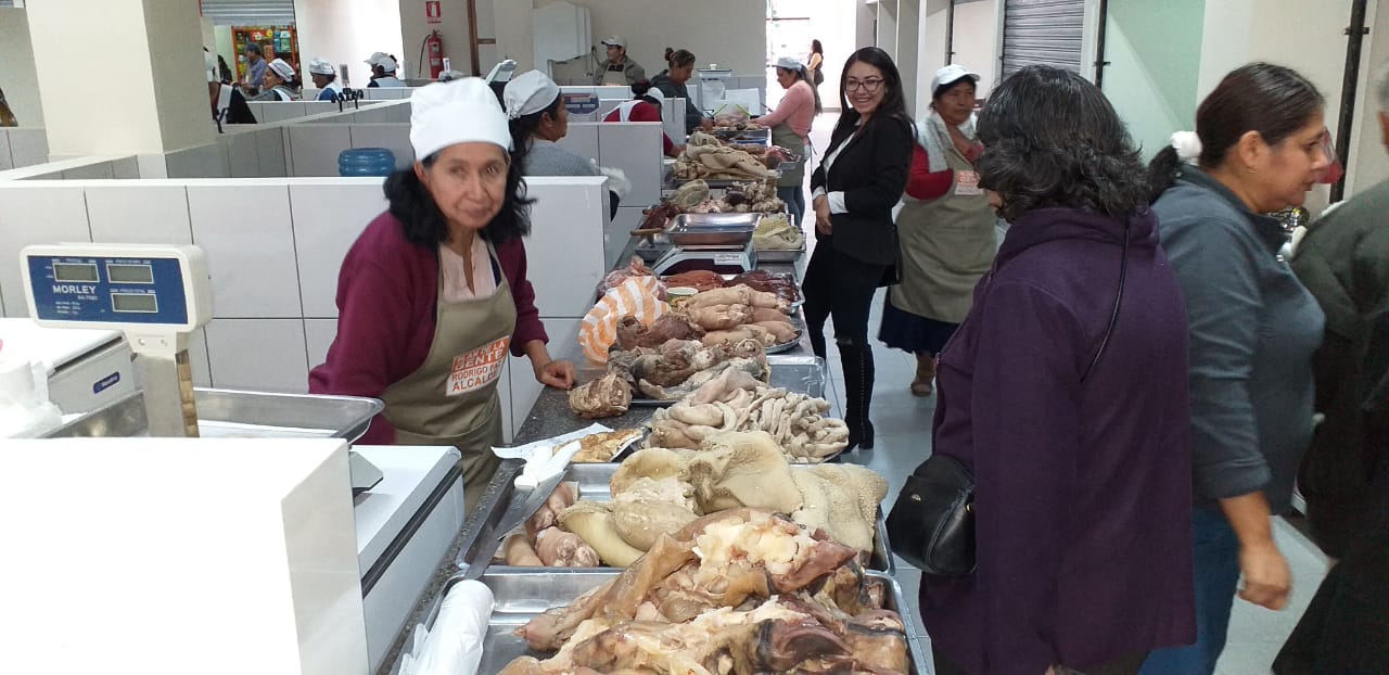 Con 180 puestos de venta el Mercado Bolivar ya se encuentra abierto (FOTOS)